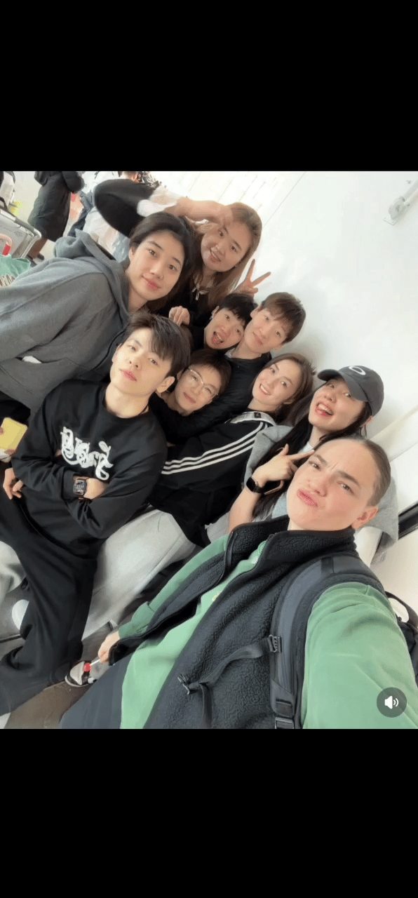 杨舒予杨舒予张曼曼刘禹彤 20260217两个姐姐更新中有关小羊的图集图一源于: