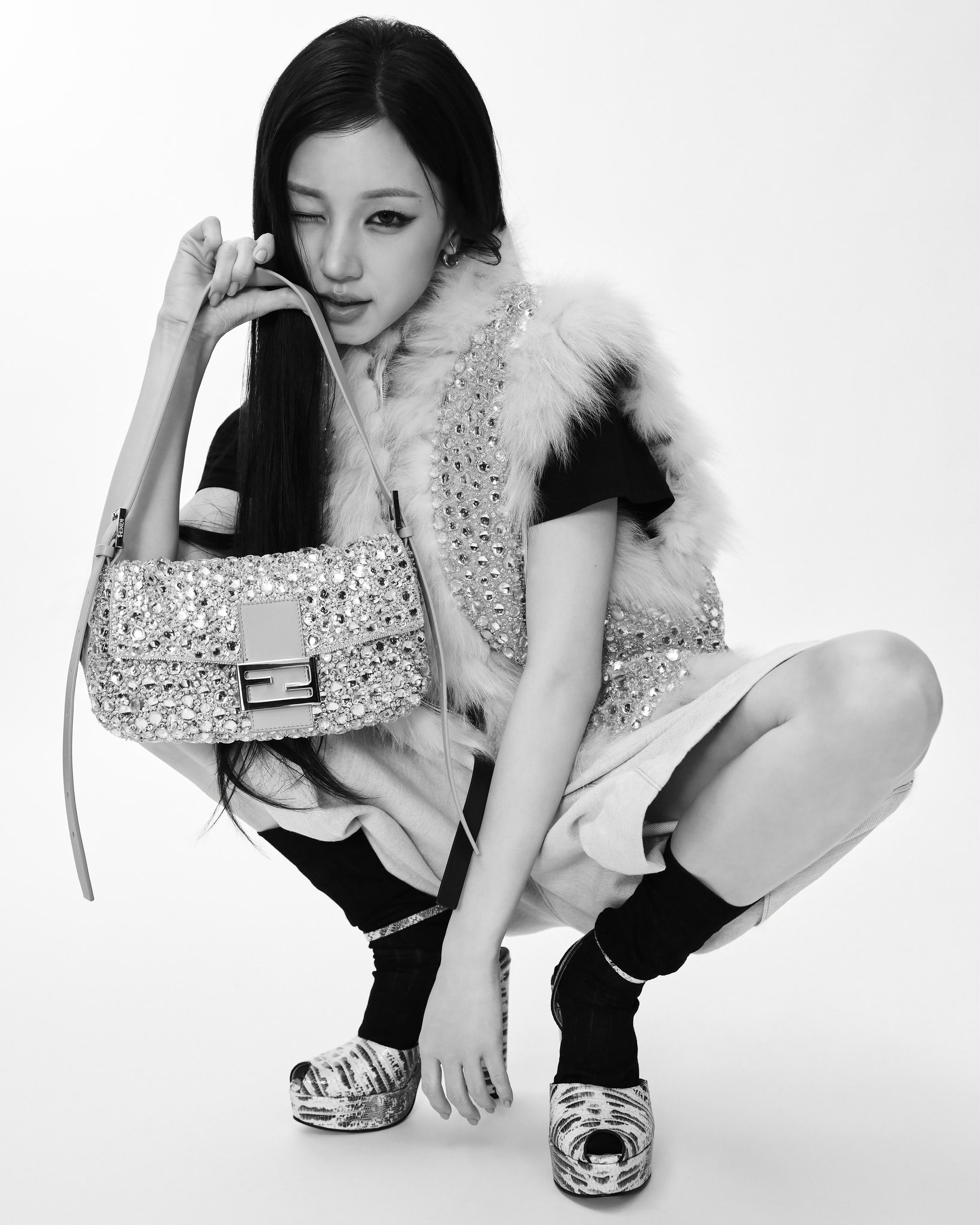宋雨琦｜FENDI Baguette Handbag 2026WWD 率先报道，