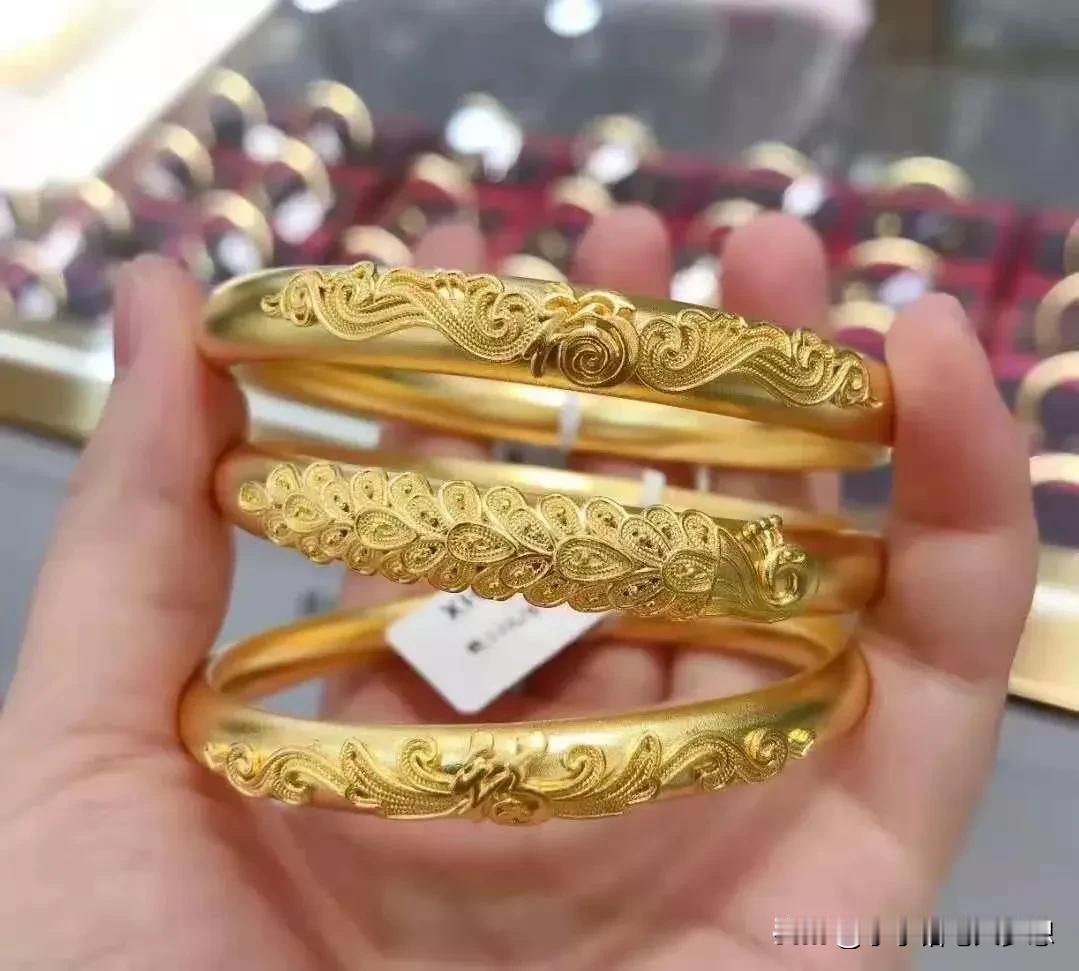 一直觉得黄金涨价不是一件好事情，直到今天看到大咖孙宁也发表了这样的观点，他说黄金