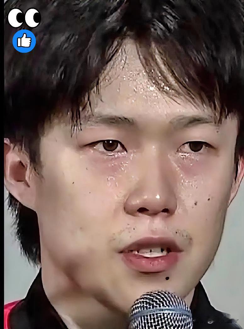 心疼！

王楚钦连轴作战赛后采访断片 
   莎莎递话筒太戳人

成都混团赛国乒