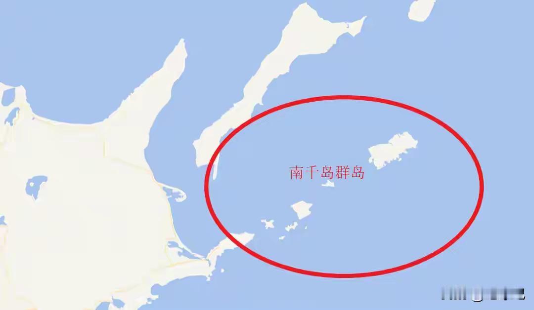 北方四岛宛如置于粘鼠板旁的奶酪，诱惑着日本忍不住探出头来。它垂涎着这美味，却又小