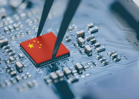 “芯片不如美国，机床不如日本，汽车不如德国，电视不如韩国，飞机不如法国，奢侈品不
