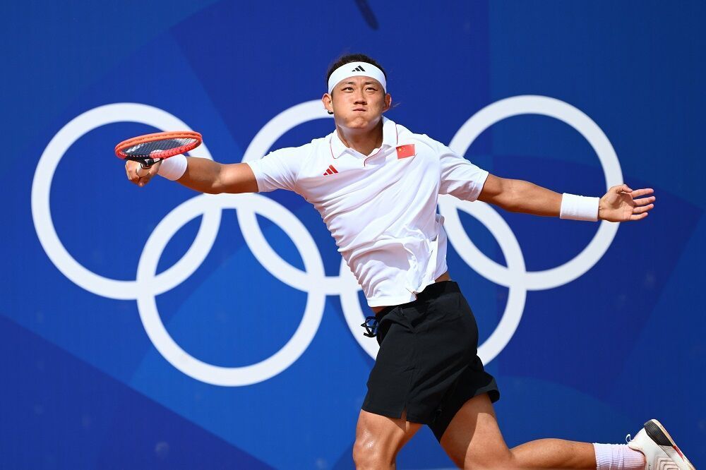 #2024年巴黎奥运会# 网球男单首轮，张之臻激战三盘以2-6/6-4/2-6不