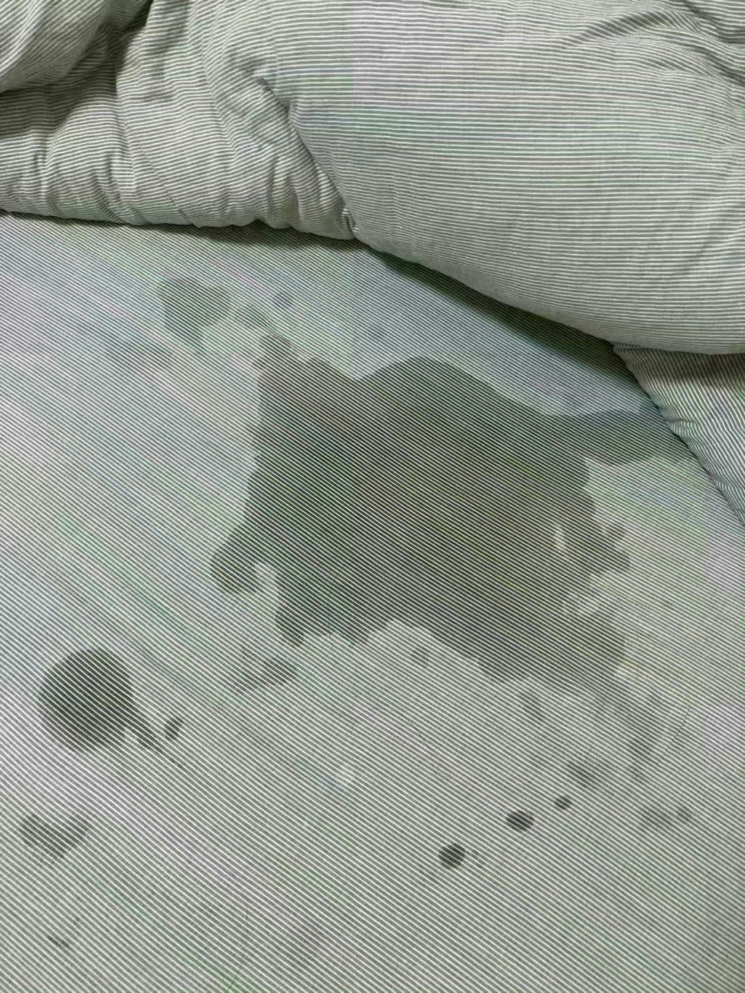 再也不异地恋了太煎熬了 ​​​[疑问]  ​​​