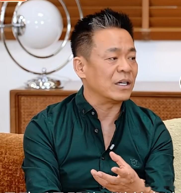 在陕西，一直都听到这样一种说法:
你看人家西安人，皮肤就是好，白白的，理由是西安