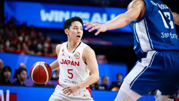 河村勇辉说，如果连中国男篮也胜不了，那么日本将无法进入奥运8强。

河村的原话是