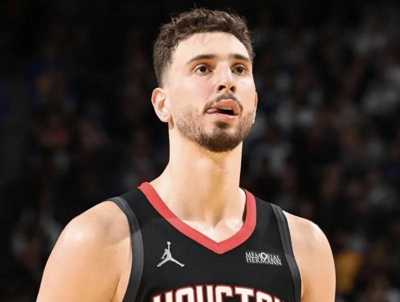 申京本轮系列赛面对艾顿海斯合计17中5，勾手目前21投仅4中
04月23日讯，在