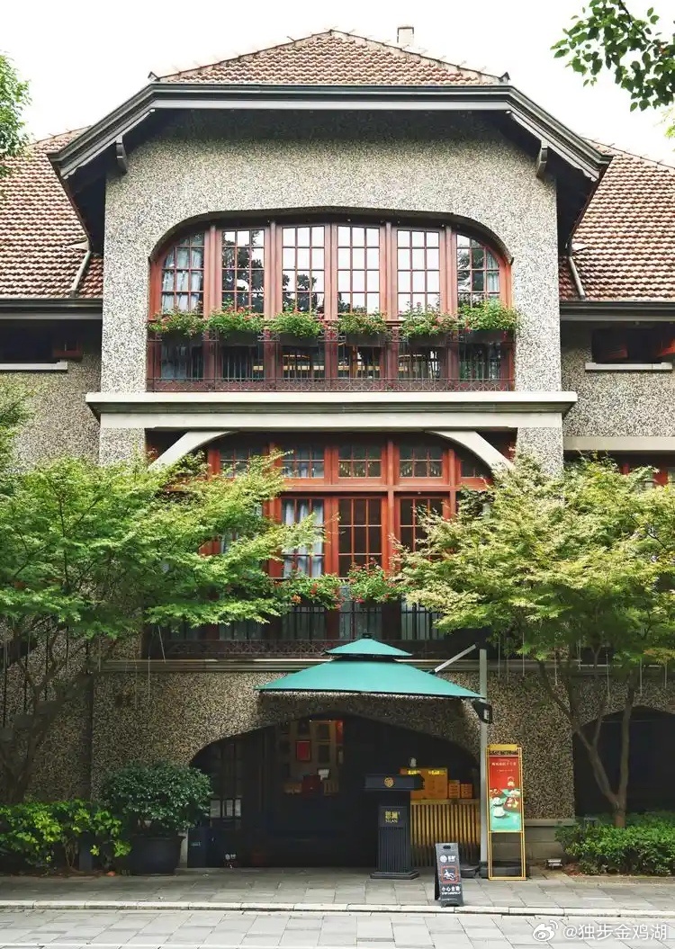 心里话          人生苦短，看淡方能快乐。  