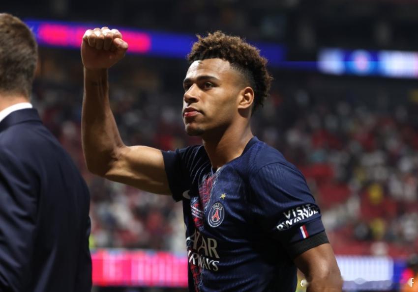 法甲第17轮比赛，杜埃破门，巴黎圣日耳曼主场2-1击败巴黎FC。据Stats F