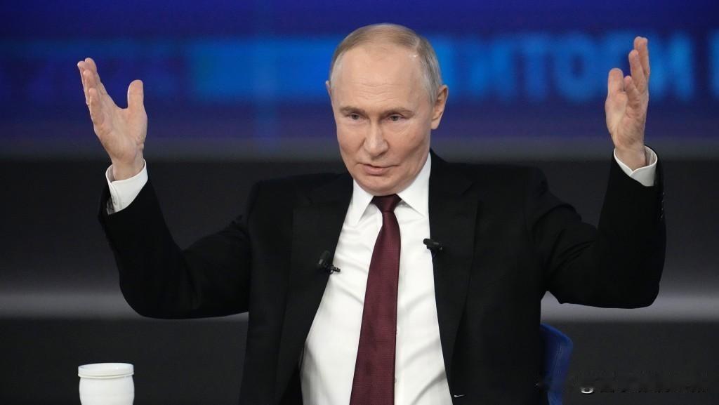 普京硬刚北约秘书长：“你识字吗？”

2025年12月19日，普京在回应北约秘书