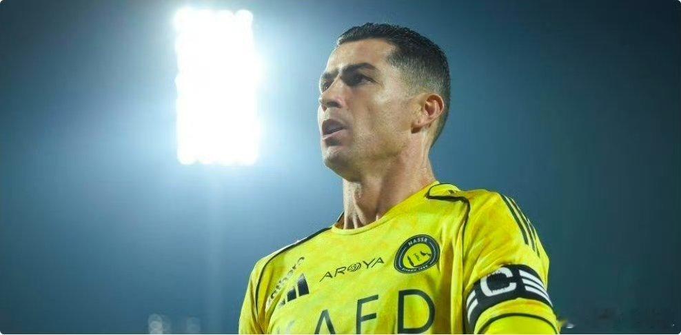 C罗可能重返欧洲或前往美职联据《世界体育报》报道，C罗在利雅得胜利本轮对阵利雅得