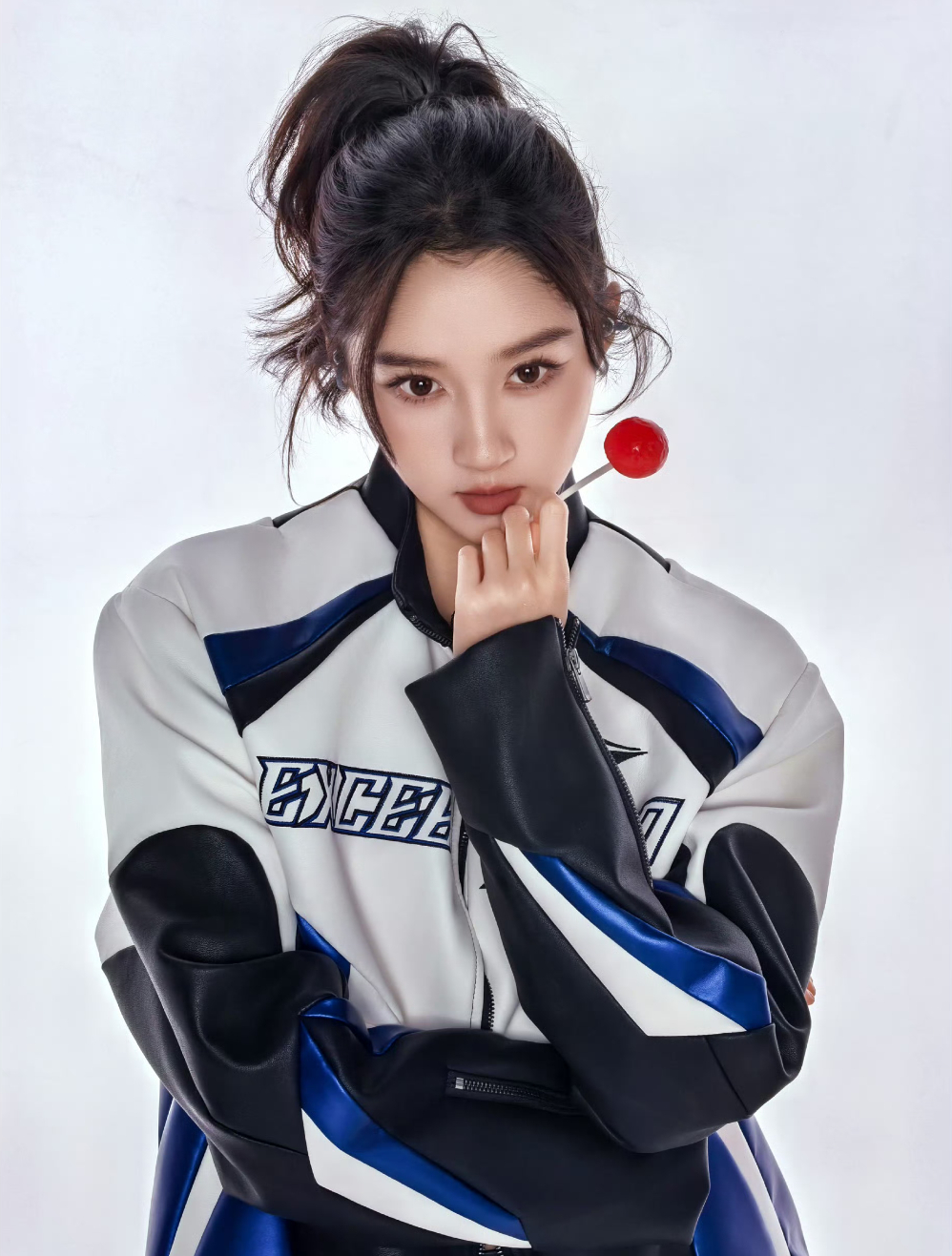 关晓彤甜度王者关晓彤申请出战关晓彤机车酷姐的隐藏甜度啊啊啊！我们晓彤宝宝就是甜度