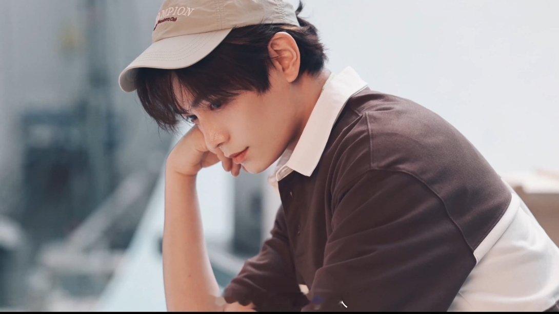 感谢冠军让我次次都能看到如此男大的丁禹兮❤ 