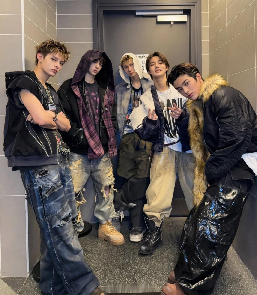 Cortis粉丝数破千万 千万粉丝达成！Cortis 这波全球圈粉太稳了，帅哥的