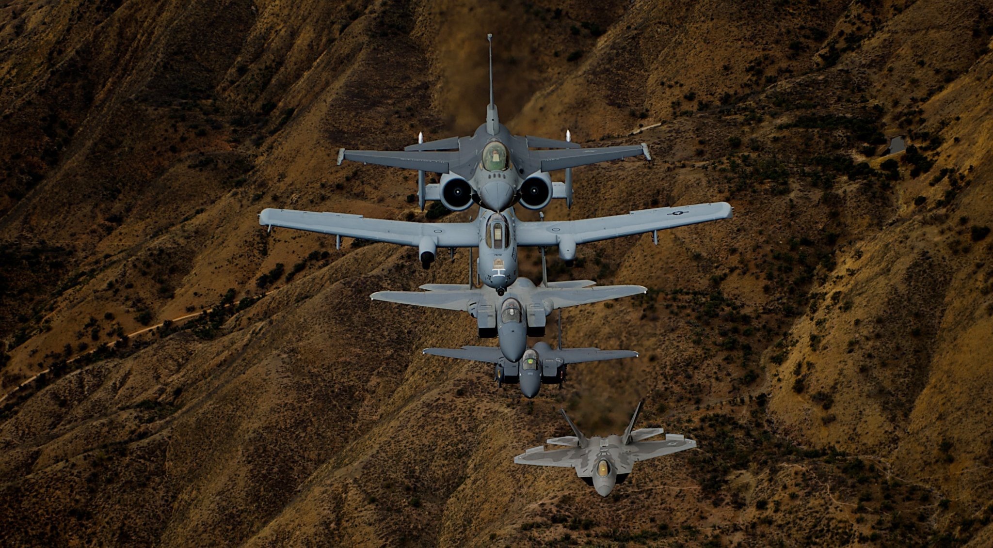 靓仔叠叠乐,“三发版”F-16瞩目[哈哈] ​​​