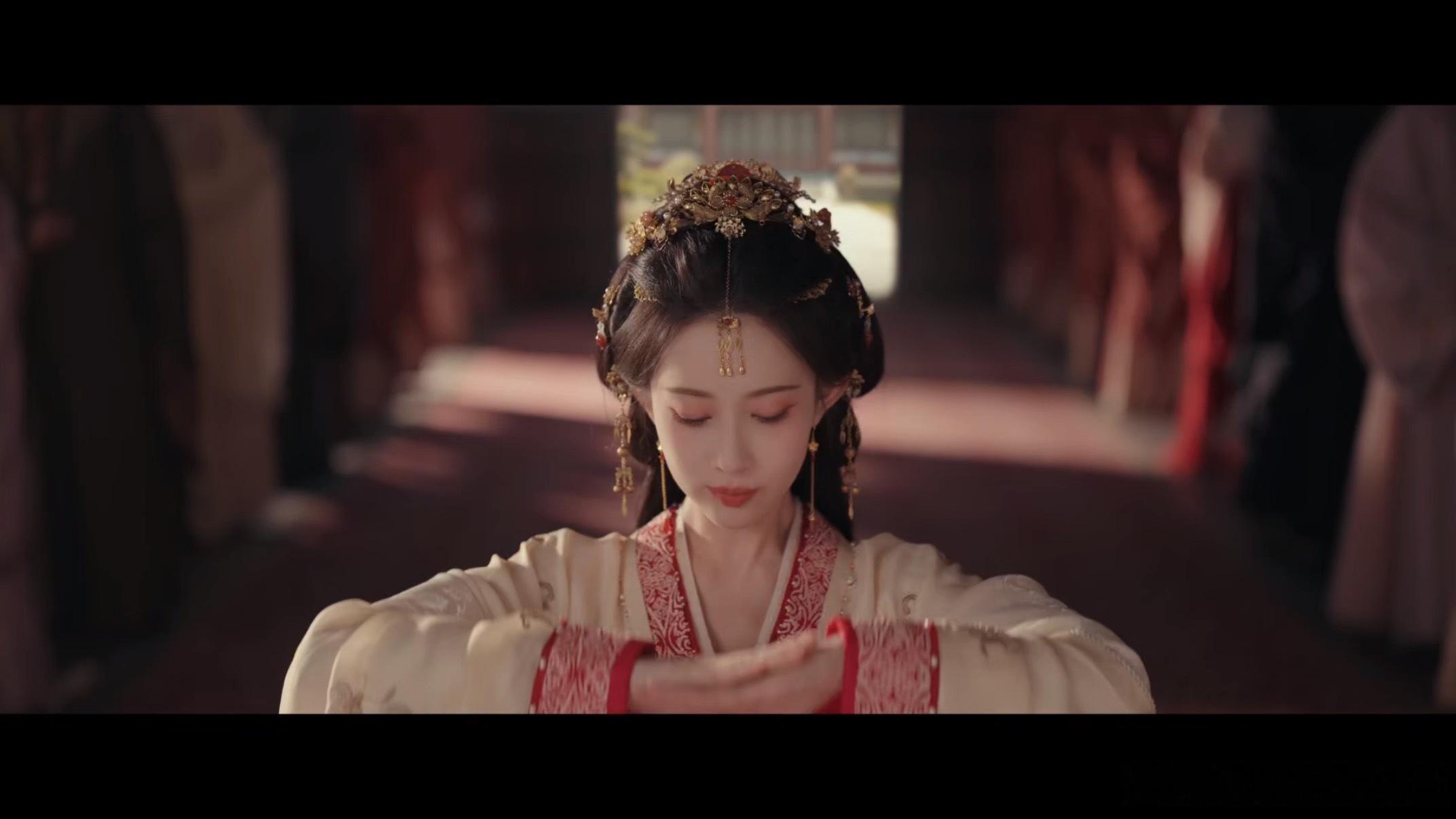 孟子义百花杀国风妆造图鉴孟子义百花杀妆造 咱们沈姐巴掌扇得有多狠，头上的流苏晃得