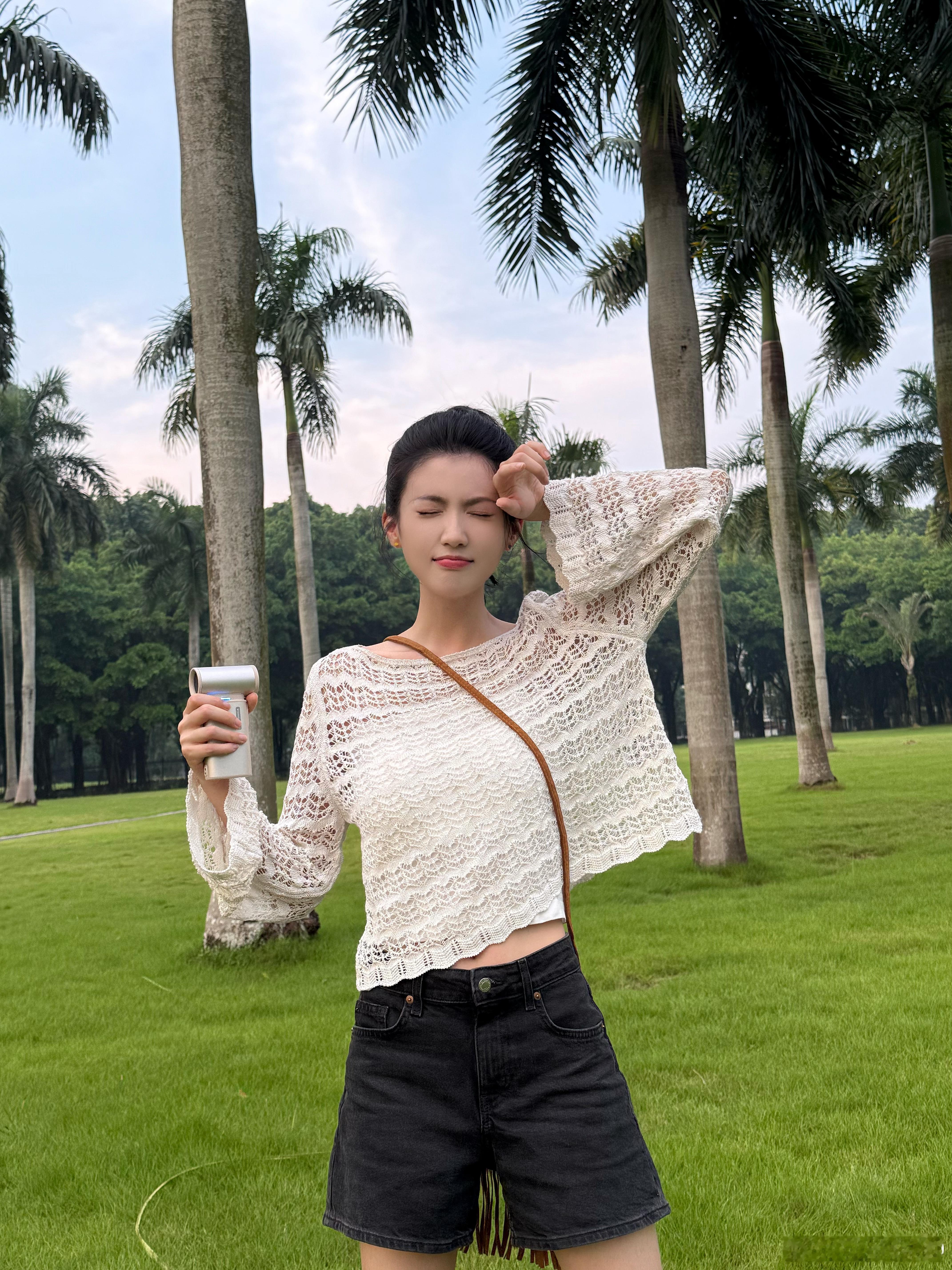 早呀脑婆们祝我们8月快乐💕 