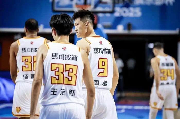 深圳男篮大中锋因伤缺席，G3深圳队依然凶多吉少
今晚深圳男篮和广厦男篮第三场较量