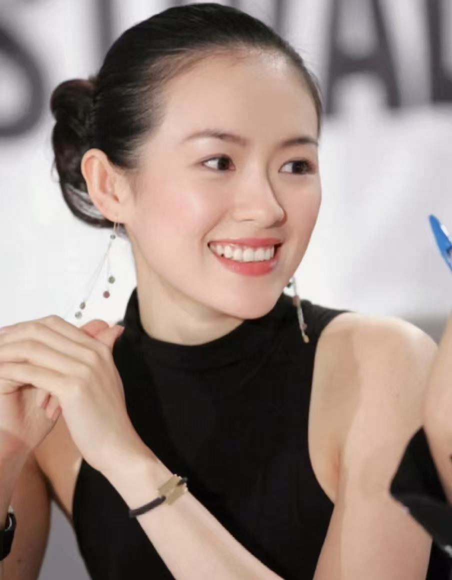 章子怡 | 她的古早妆容和怼脸拍太权威了！ ​​​