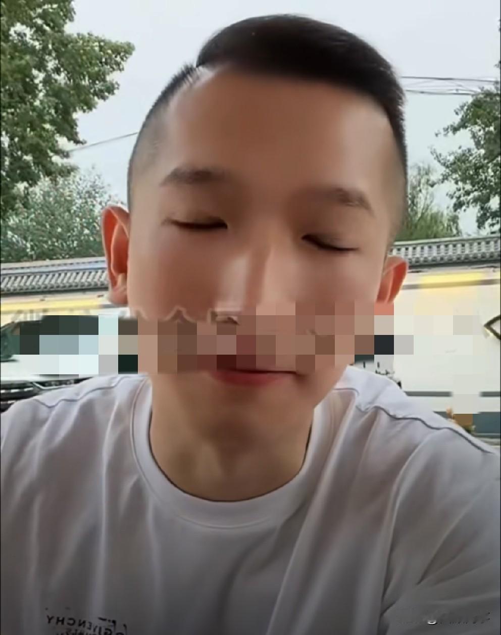 Gou磊高调展示座驾！

                Gou磊去河北廊坊，直