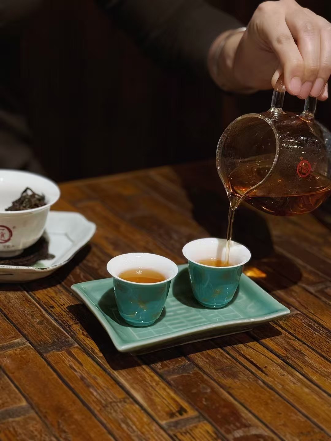 茶道  简单如茶，也是一种生活态度。不追求过多的物质享受，不纠结于无谓的人际关系