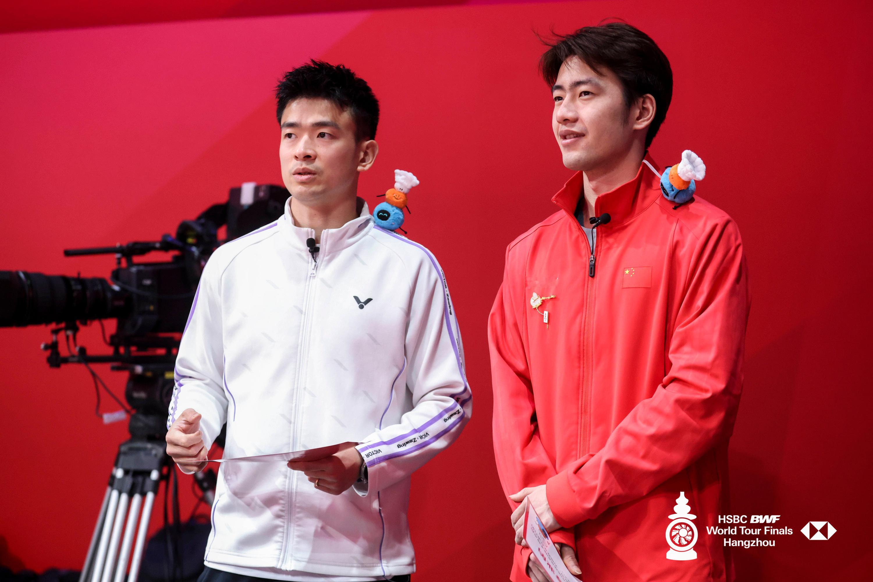 王昶/郑思维羽联总决赛颁奖典礼2025年世界羽联年终总决赛