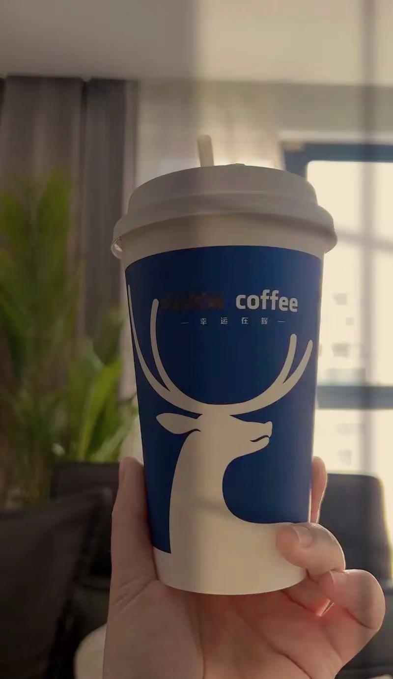 有人喜欢吃辣椒是因为辣椒辣，有人不喜欢吃辣椒也是因为辣椒辣，所以喜恶同因！