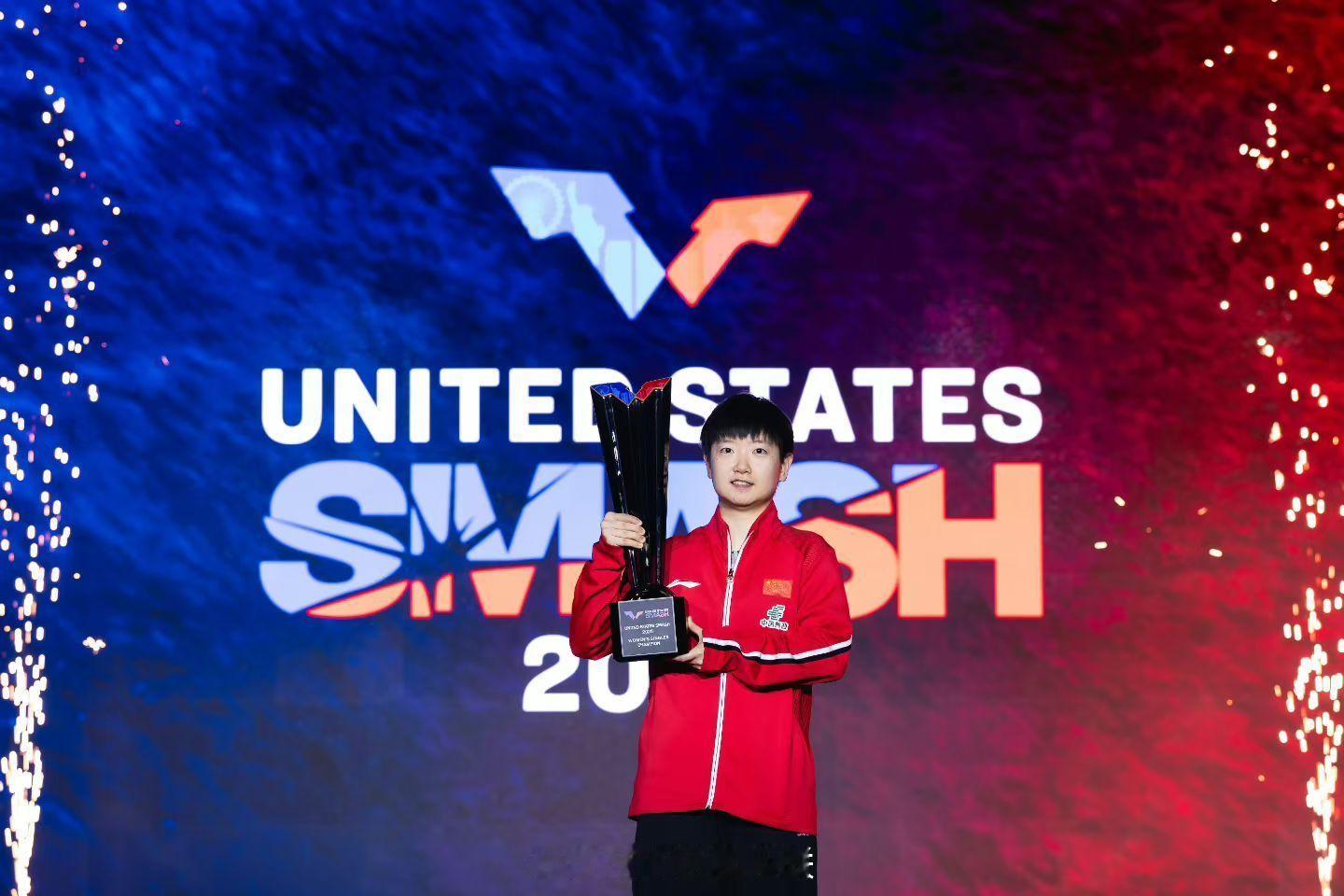 从3-1领先被追平到决胜局11-4的绝对压制，孙颖莎在WTT美国大满贯女单决赛里