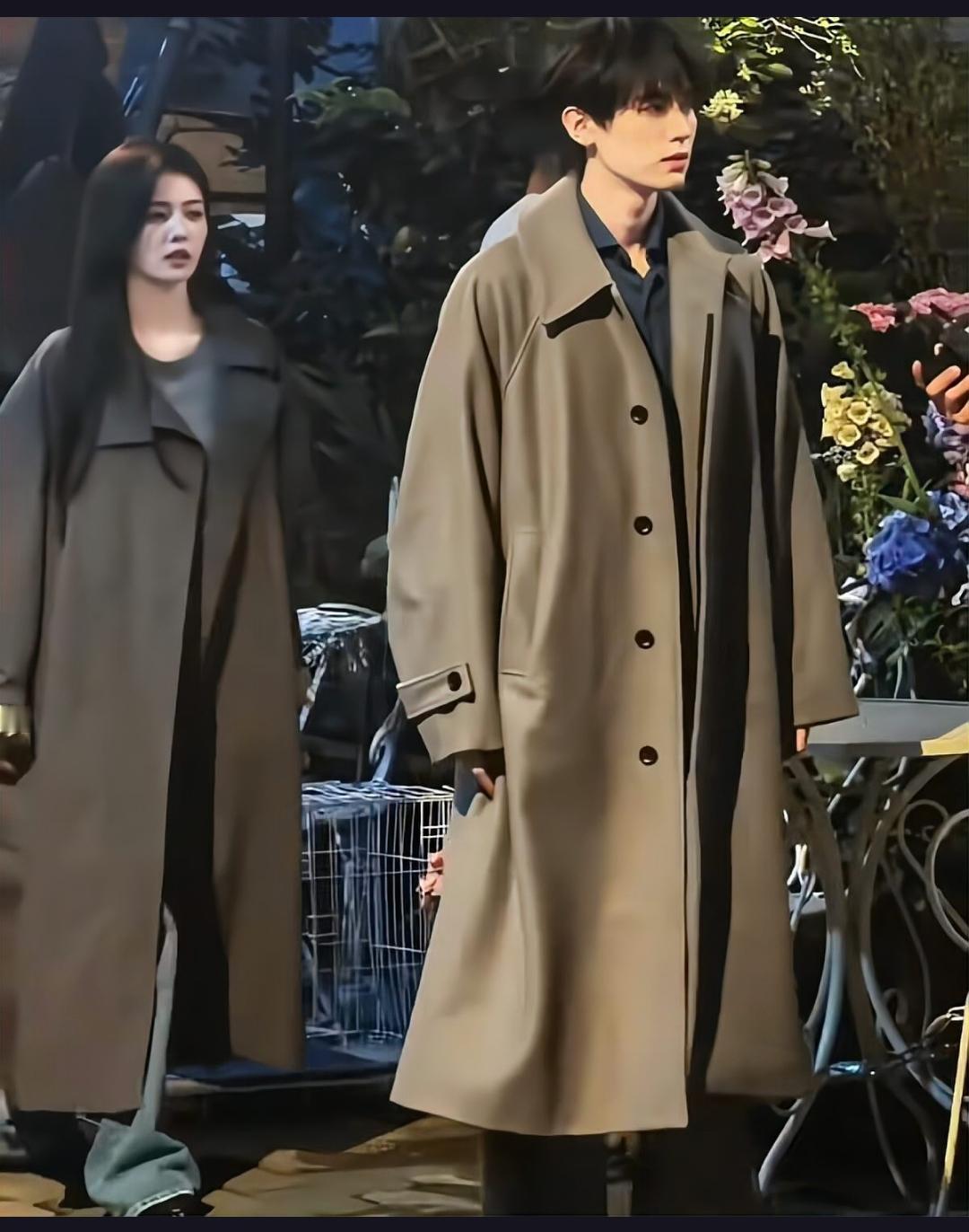 白鹿周翊然被拍同回小区，这是恋情曝光还是乌龙一场？
5月18日，有媒体捕捉到周翊