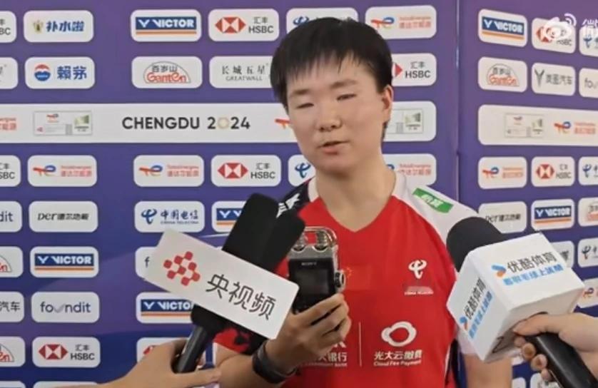尤伯杯决赛来了，何冰娇：根据不同对手好好准备决赛！

赢得对阵日本的比赛，何冰娇