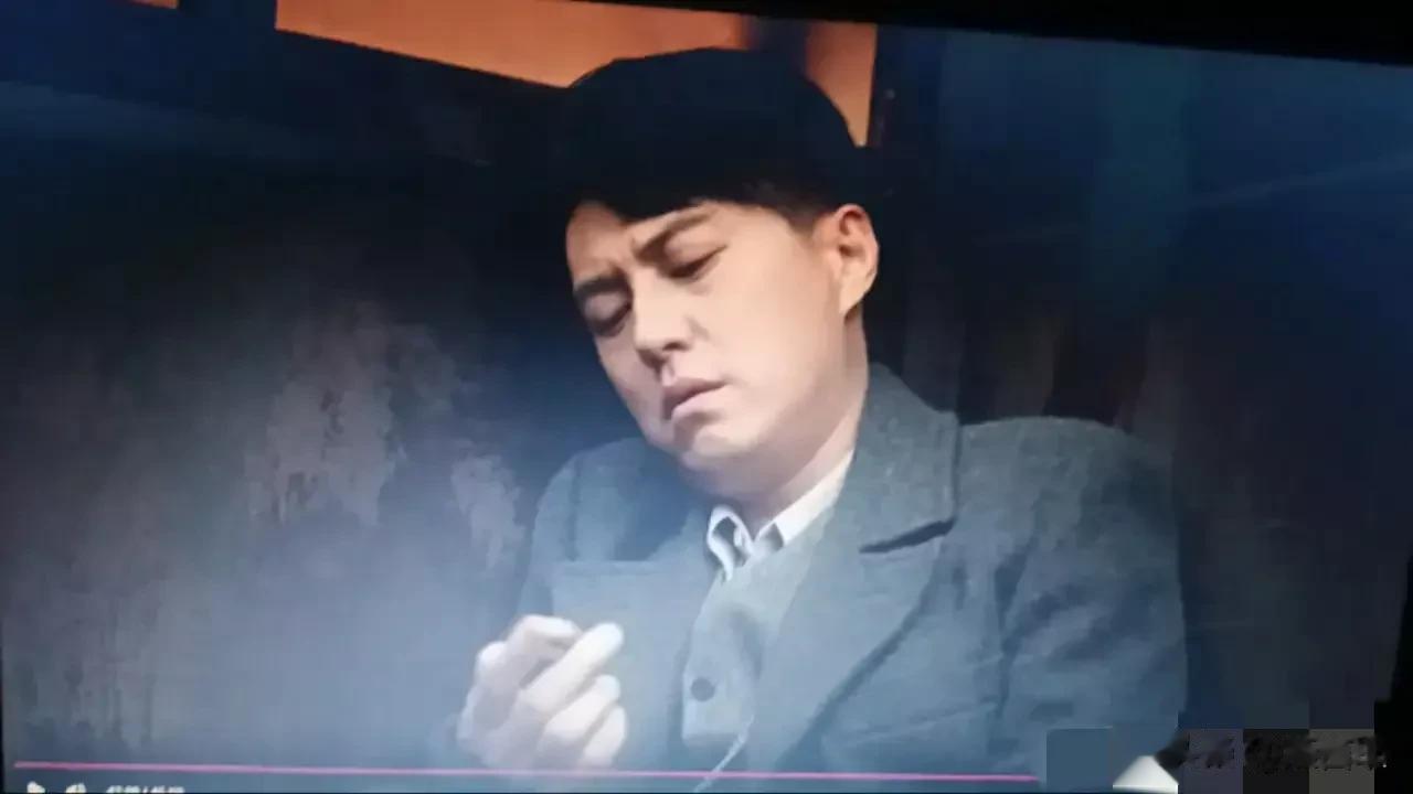 <无间>:陆风之死，这是要开启<无间2>的节奏!

陆风被人从背后射杀，不是闪官