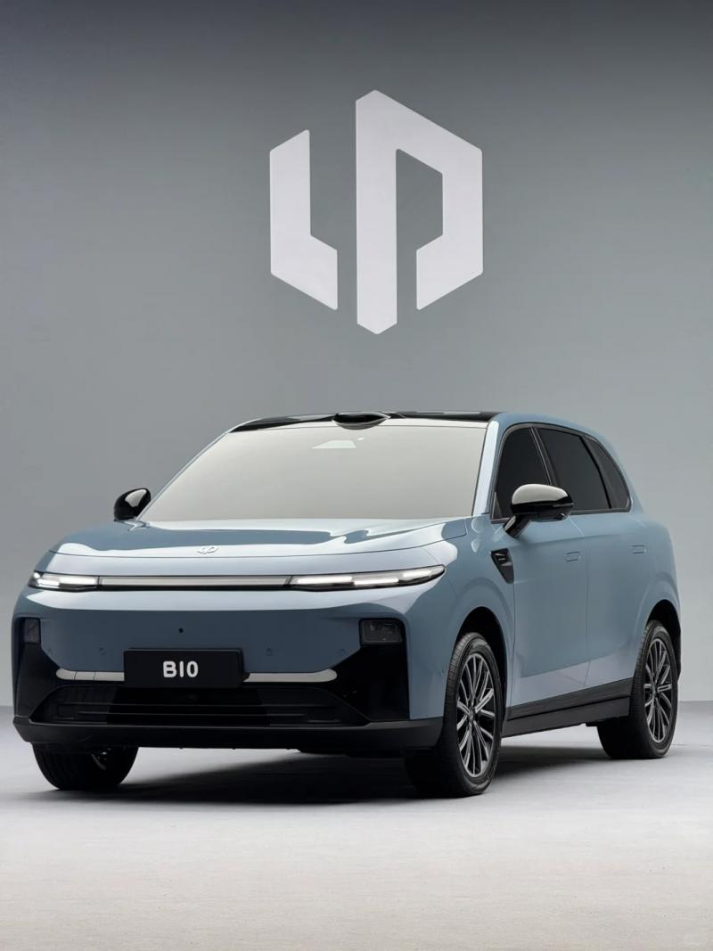 零跑B10这波政策太狠了？4月优惠直省上万，刚需家庭可以出手了！
刚拿到零跑B1