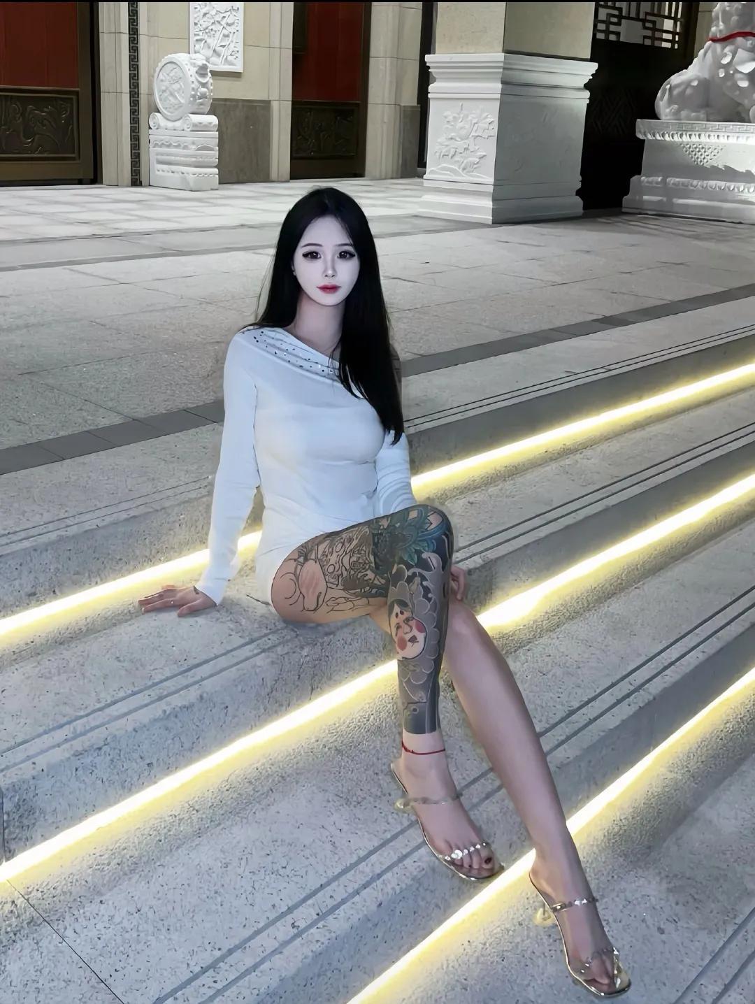 其实我是一个乖乖女高清美女 身材