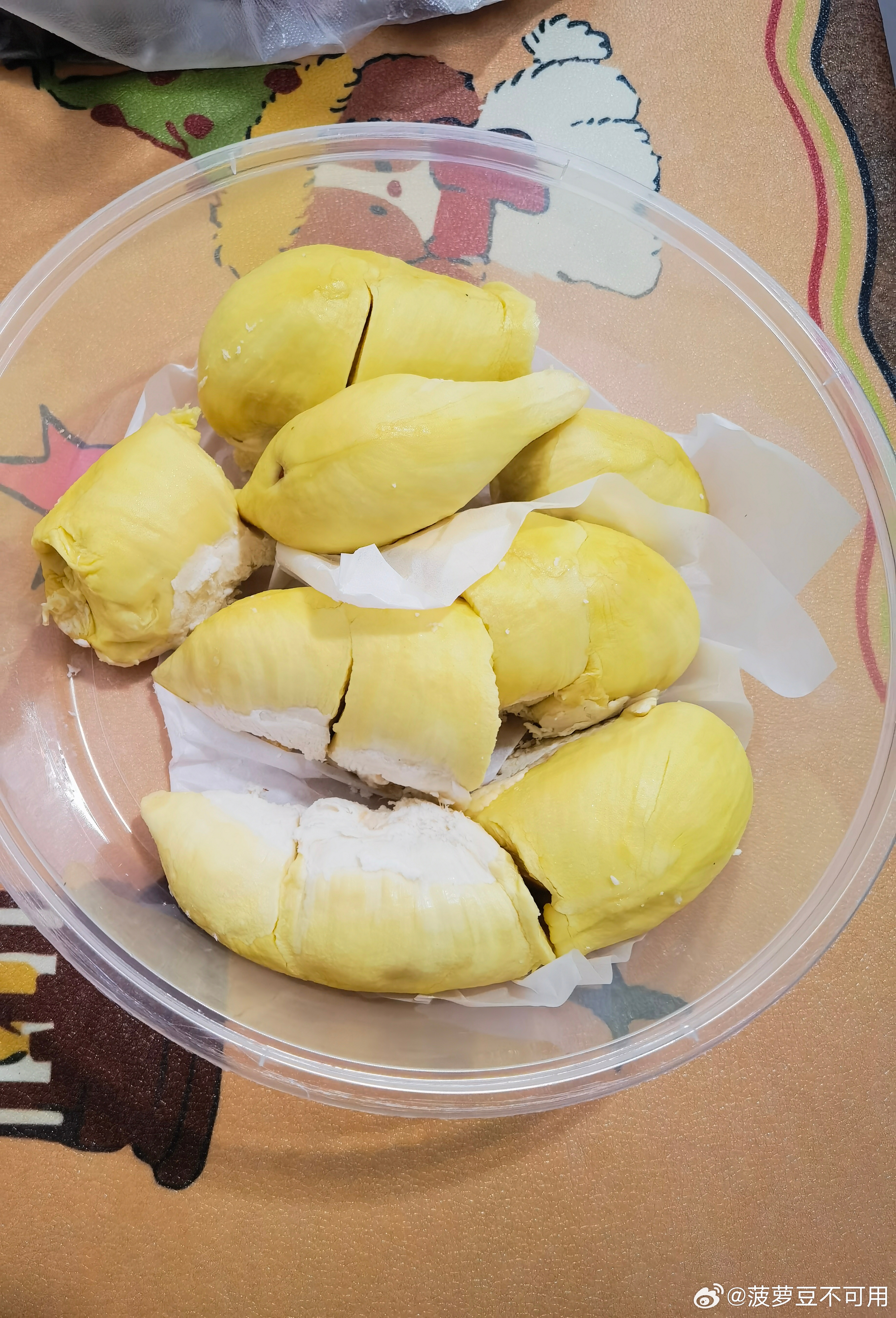 真服了，看开榴莲直播，怎么看着看着鬼使神差就下单了，根本不想买来着