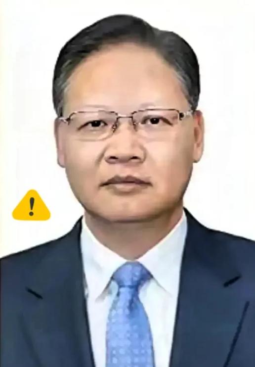 签证发放量猛增！入境政策持续放宽，普通人却忧心忡忡！
 
国家移民管理局1月28