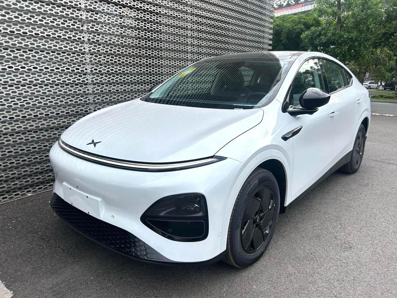 小鹏 2026款 G6 625 Max 科技版 小运损已做无痕修复 包牌落地14