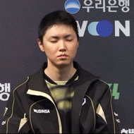 这优先购到底开了多少啊 座位是能选了怎么这么多灰的吧 