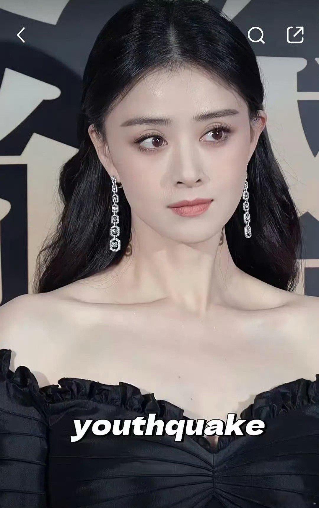 蒋欣今晚盛典造型，华妃娘娘果然容色倾城[彩虹屁][鲜花][色] 