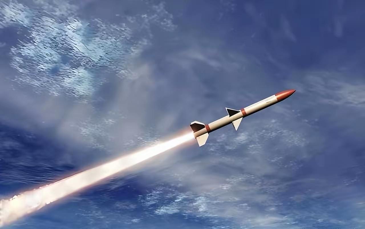 4. 中国军工严重“造假”？实测出现罕见一幕：中国出口巴基斯坦的霹雳-15E导弹