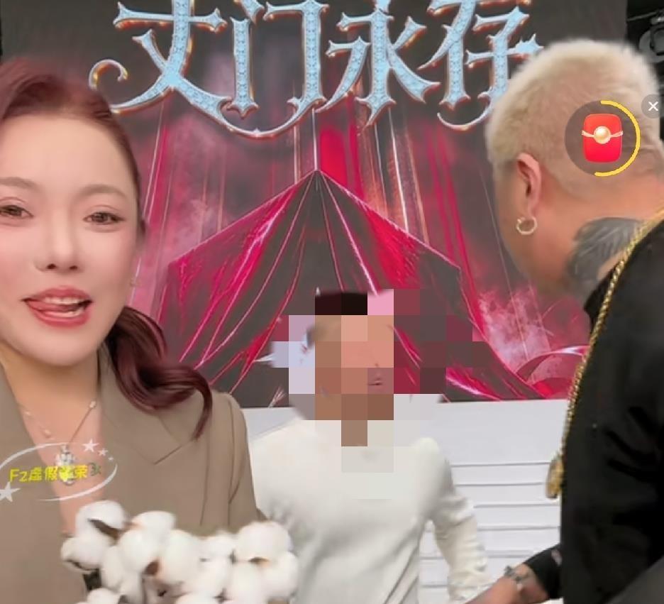 辛巴当初拍着胸脯说四个徒弟到死至少留俩，结果初代四大门徒全走光了。最打脸的蛋蛋，