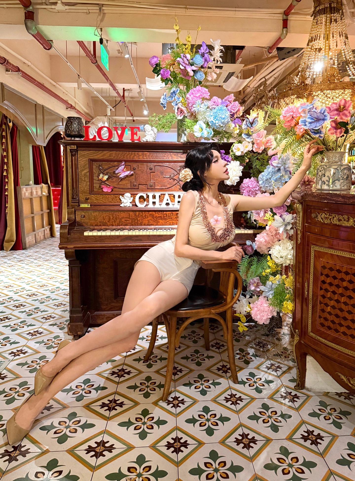 偷偷跟你们讲个秘密哦……