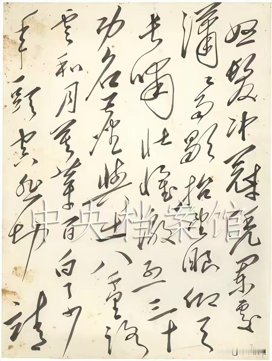 岳飞是南宋著名的抗金主将，千百年来一直被后人称颂，被人们敬为民族英雄。
岳飞不但