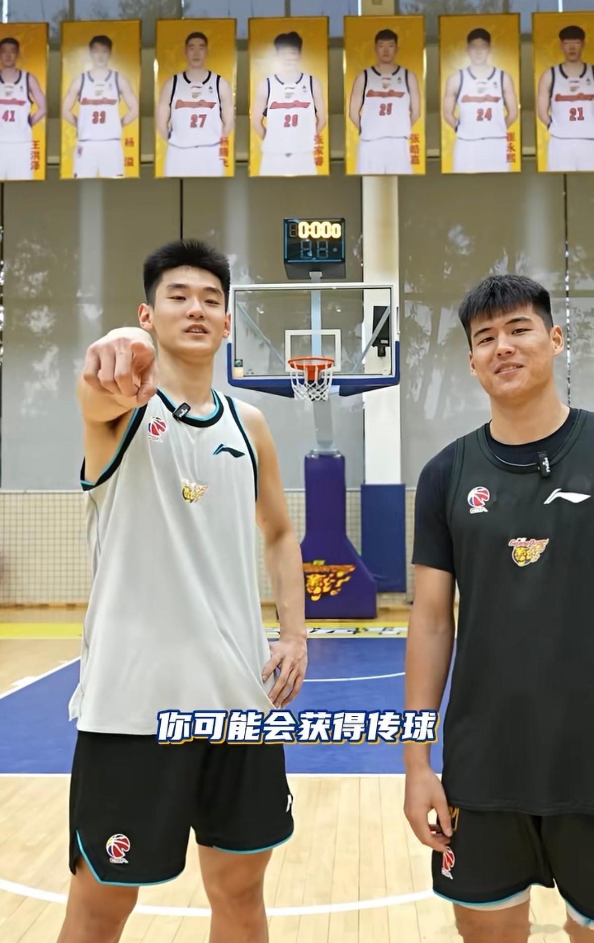 徐杰、周鹏、陈家政、王洪泽出镜，广东东阳光新赛季主场套票正式官宣！好久不见，徐杰