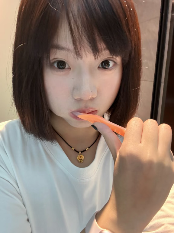 牙黄看！关于牙齿美白3个没人告诉你的真相！