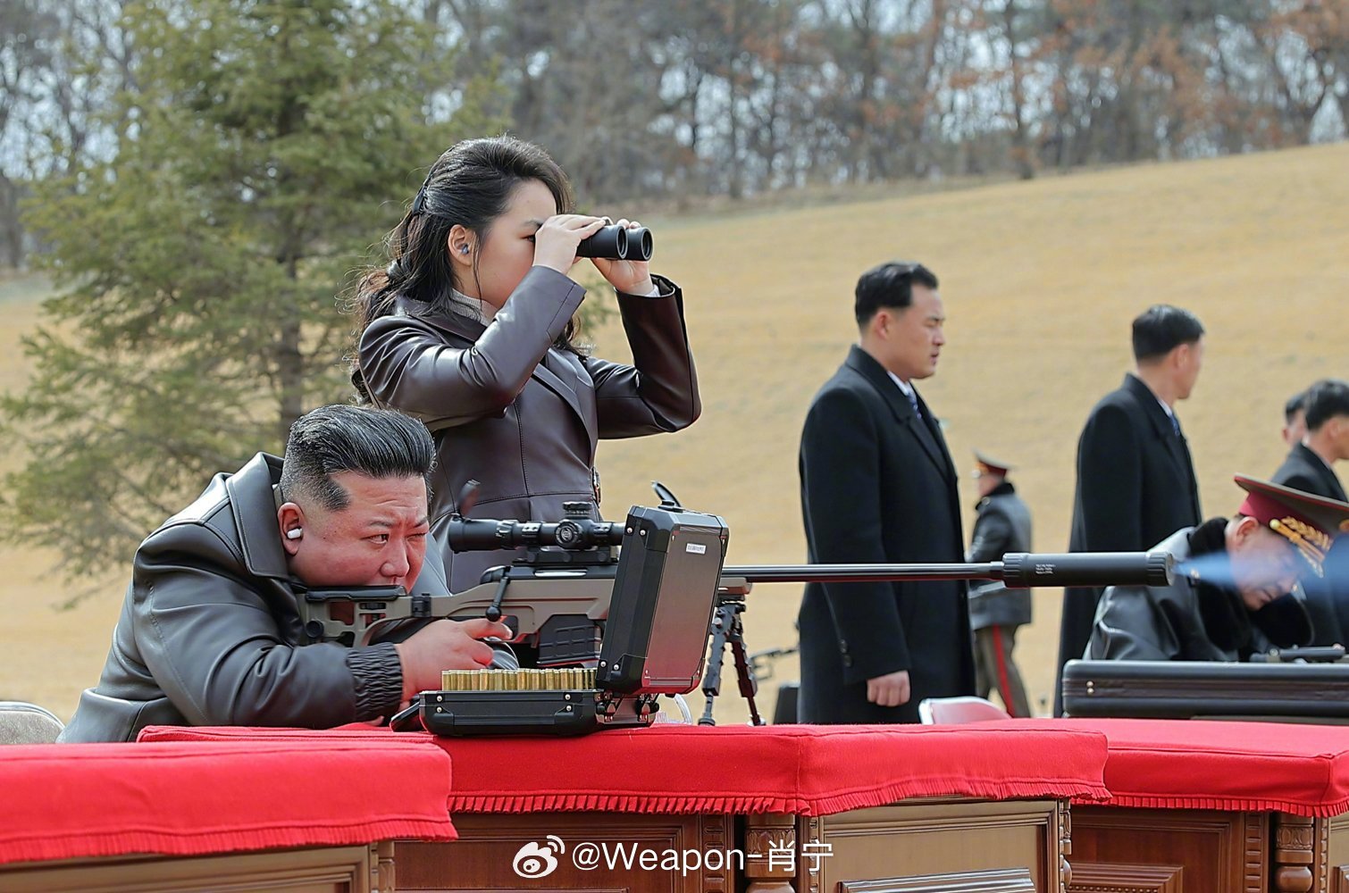 烽火问鼎计划每天认识一件兵器 朝鲜领导人金正恩向党政要员和军方指挥官赠送了狙击步