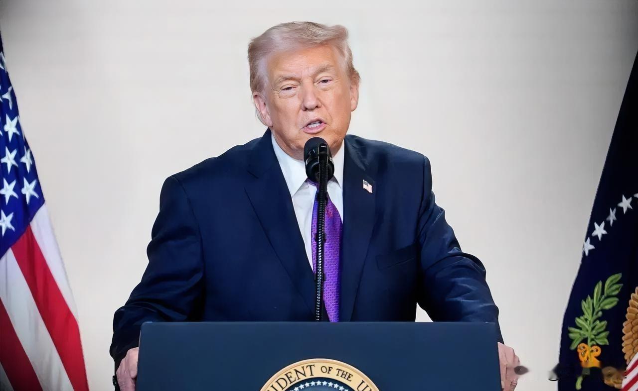 日本这回是真的慌了神。

特朗普私下琢磨着退个群，直接把大洋彼岸的“盟友”吓出一