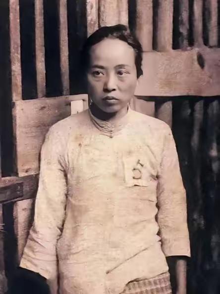 1937年日军轮奸了魏文全，她胸前囚衣上的“5”没人知道它的含义！多年后，从日军