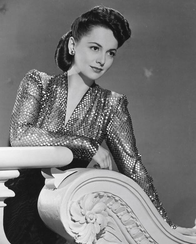 【来自投稿】上世纪四十年代，女演员Olivia de Havilland（奥利维