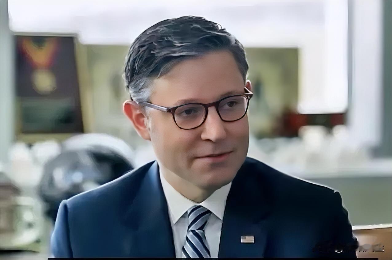 美国众议长约翰逊接受牧师访谈，自曝与特朗普私交细节：特朗普半夜11点半也会来电嘘