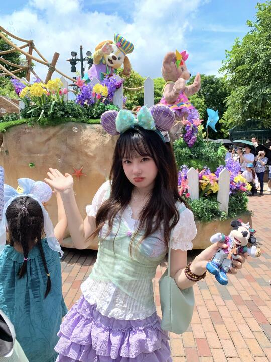 - ̗̀ Have a magical day.🪄🧜🏻‍♀️